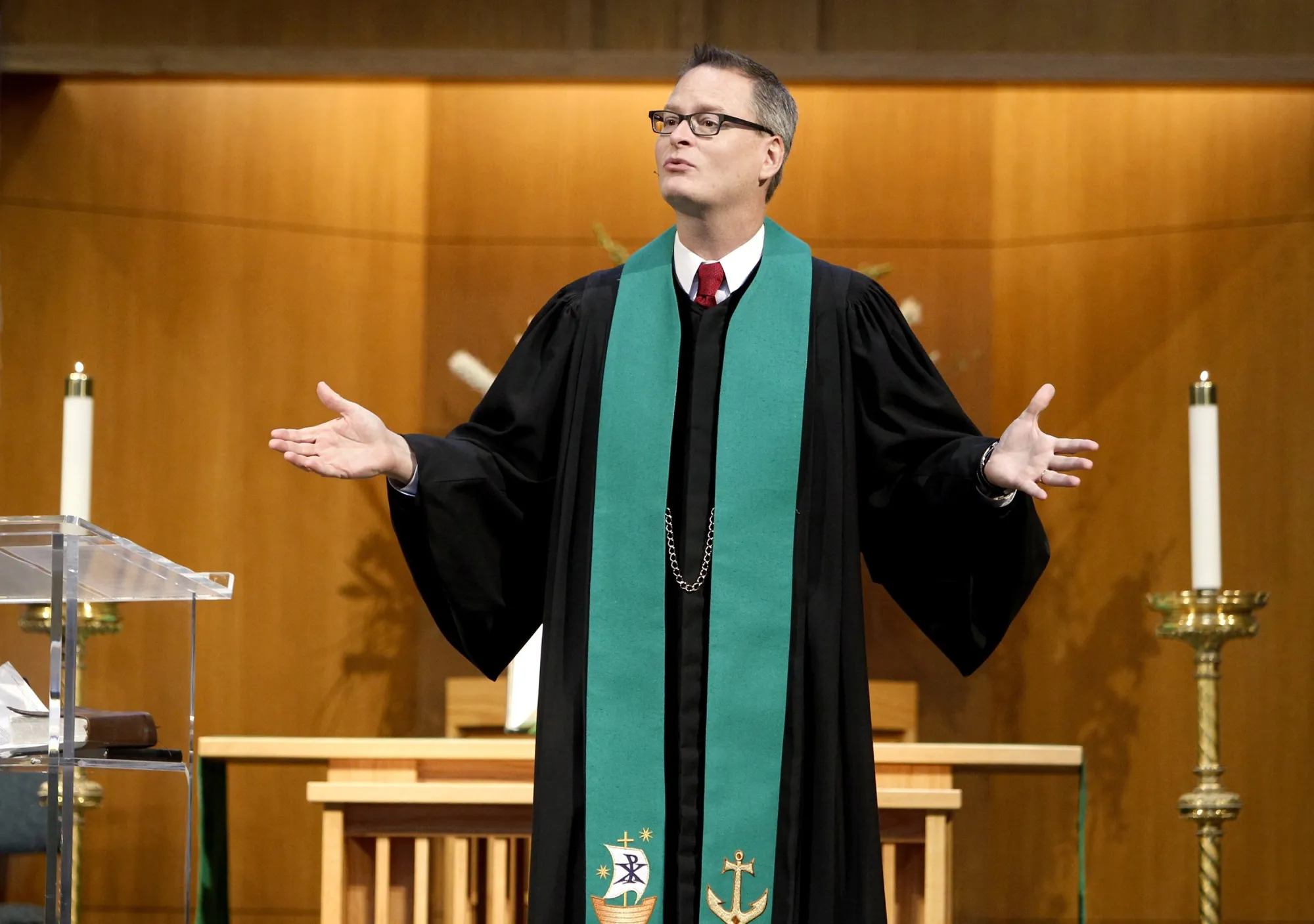 Adam Hamilton speaks at the Church of the Resurrection in Leawood, Kansas